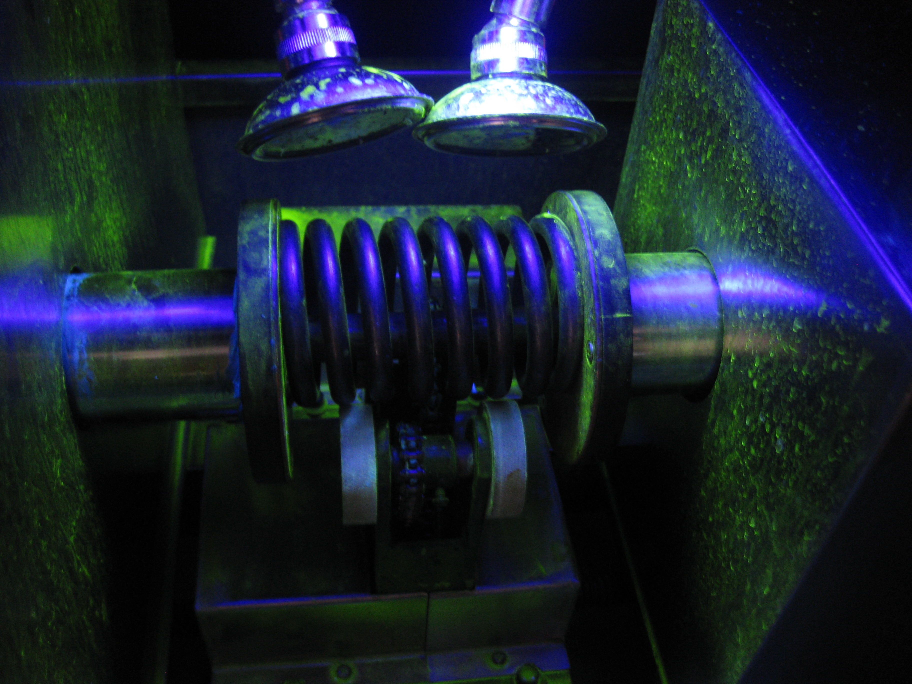 【铂蒂科技】cdw-6000型弹簧荧光磁粉探伤机